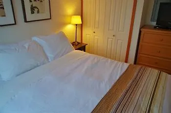 Beautiful Whistler Village Alpenglow Suite Queen Size Bed Air Conditioning Cable And Smarttv Wifi Fireplace Pool Hot Tub Sauna Gym Balcony Mountain Views