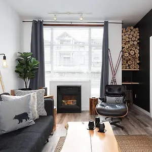Prime Location, In/out Apartment