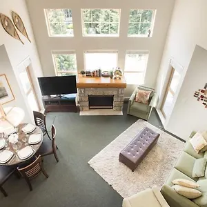 Tyndall Stone By Cozystay Signature Holiday home