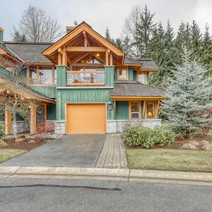 Montebello #33 Holiday home