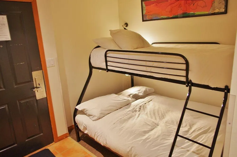 Apartment Alpenglow Suite: Whistler Village Mountain Retreat Canada