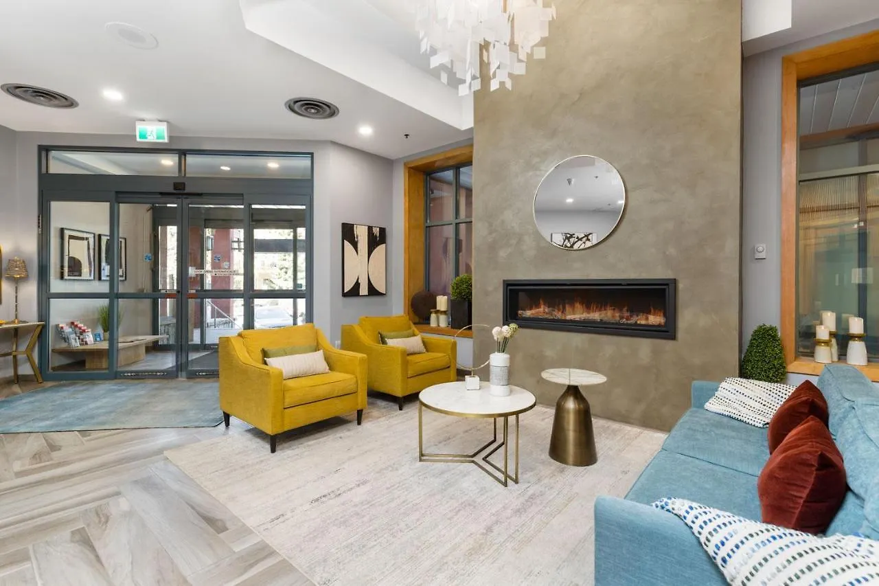 Apartment Alpenglow Suite: Whistler Village Mountain Retreat Canada