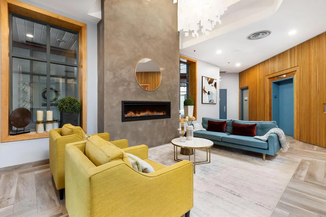 Apartment Alpenglow Suite: Whistler Village Mountain Retreat