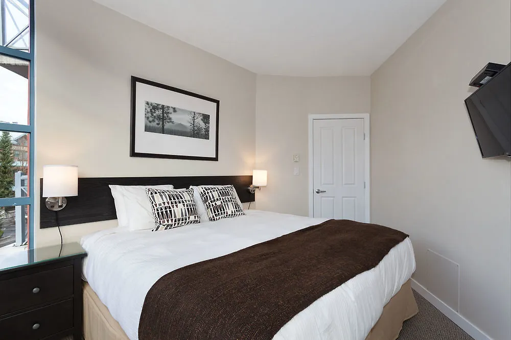 Apartment Alpenglow Suite: Whistler Village Mountain Retreat Canada