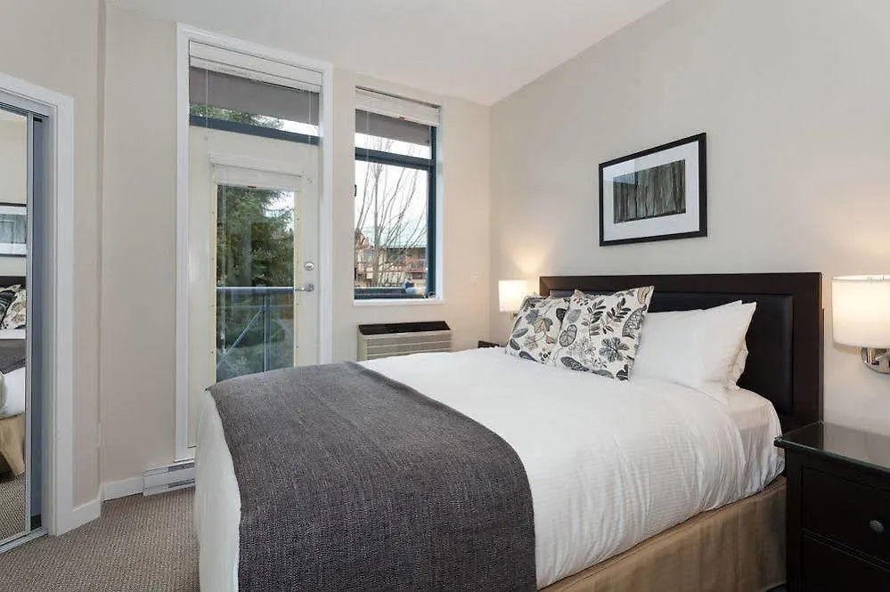 Apartment Alpenglow Suite: Whistler Village Mountain Retreat